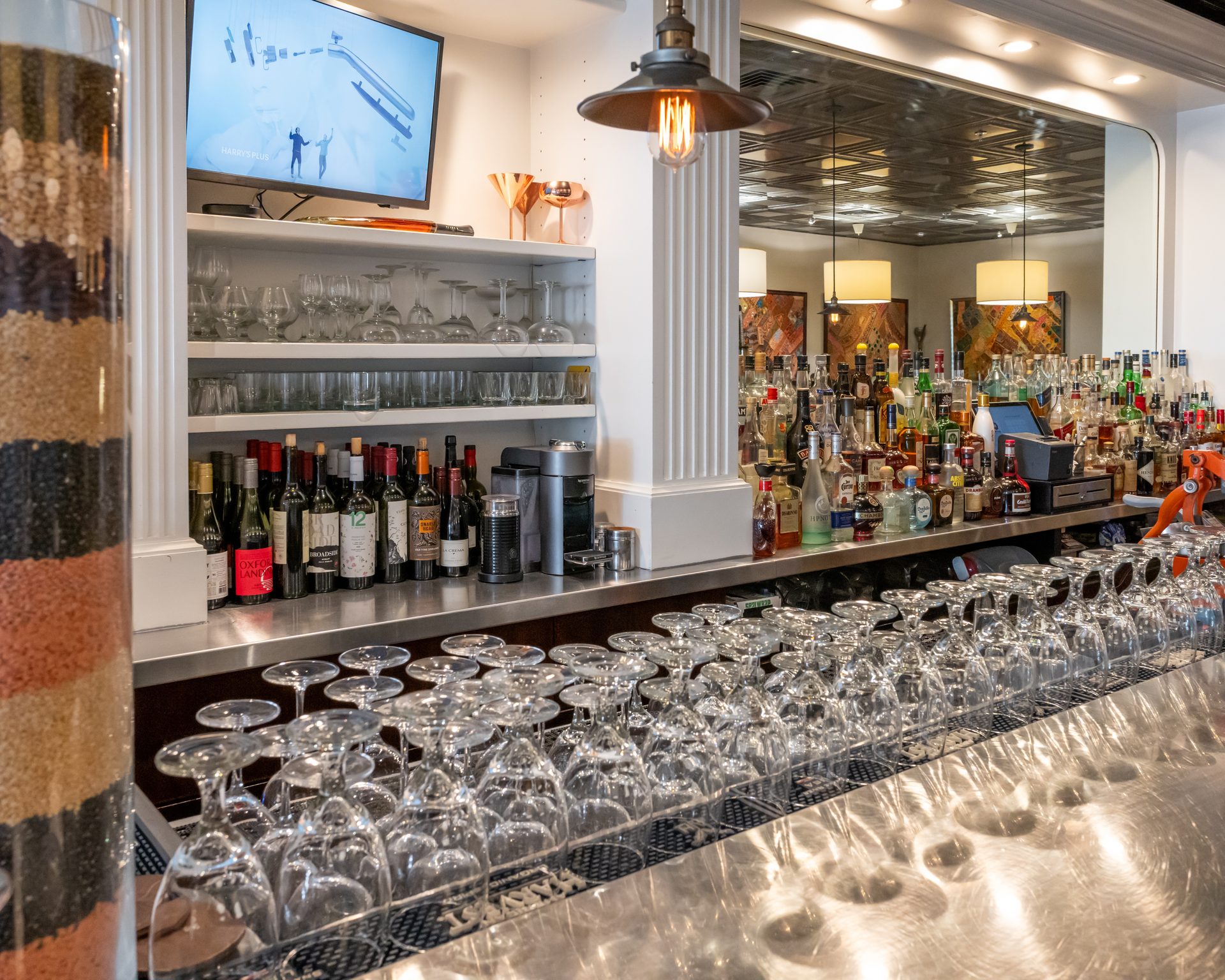 A full bar built for bold flavors